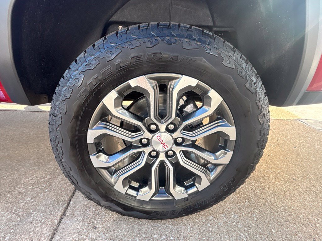 New 2026 GMC Canyon Denali AWD/4WD image 11