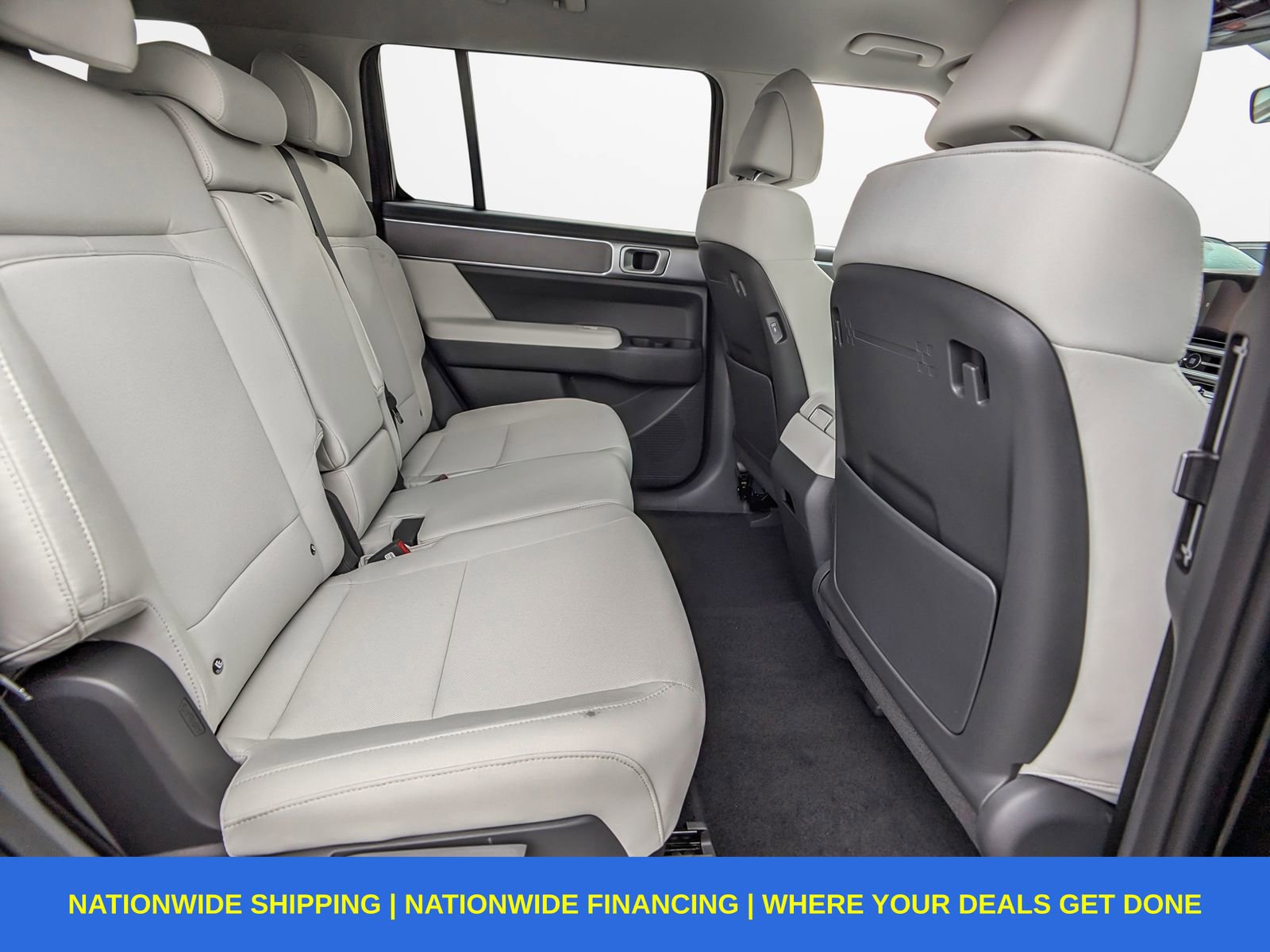 New 2026 Hyundai Santa Fe SE image 28