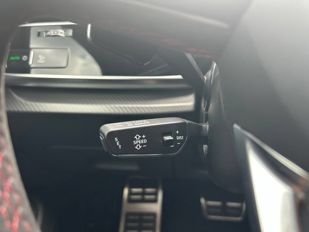 Used 2024 Audi RS Q8 AWD/4WD image 24