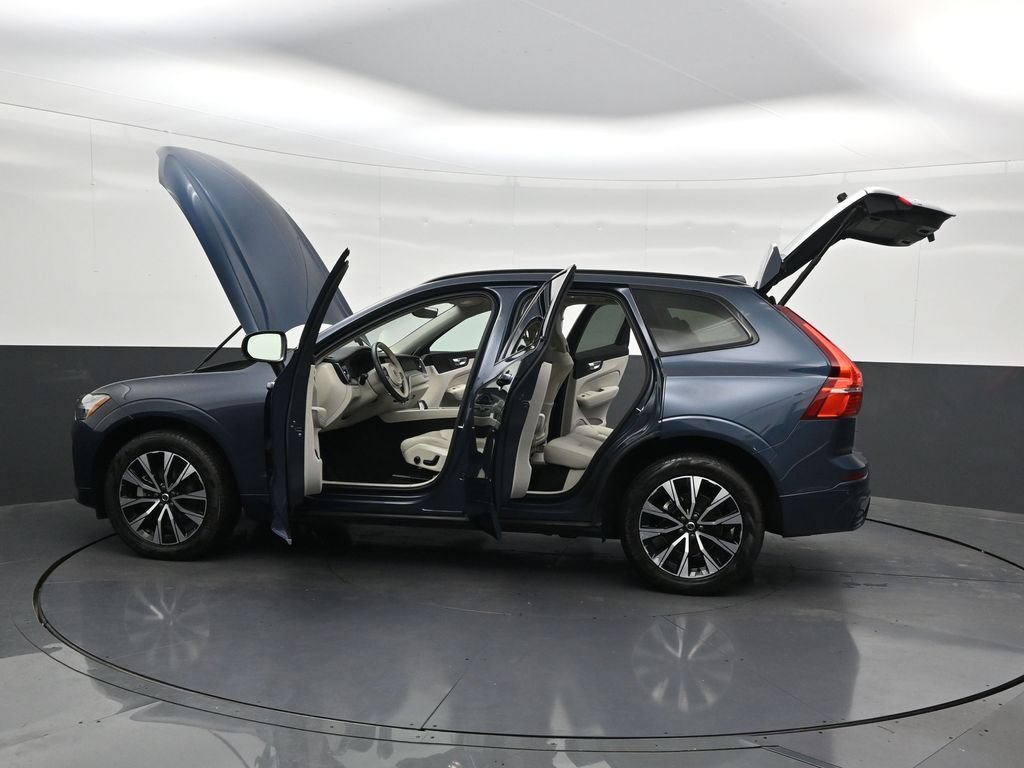 Certified 2024 Volvo XC60 B5 Core AWD/4WD image 36