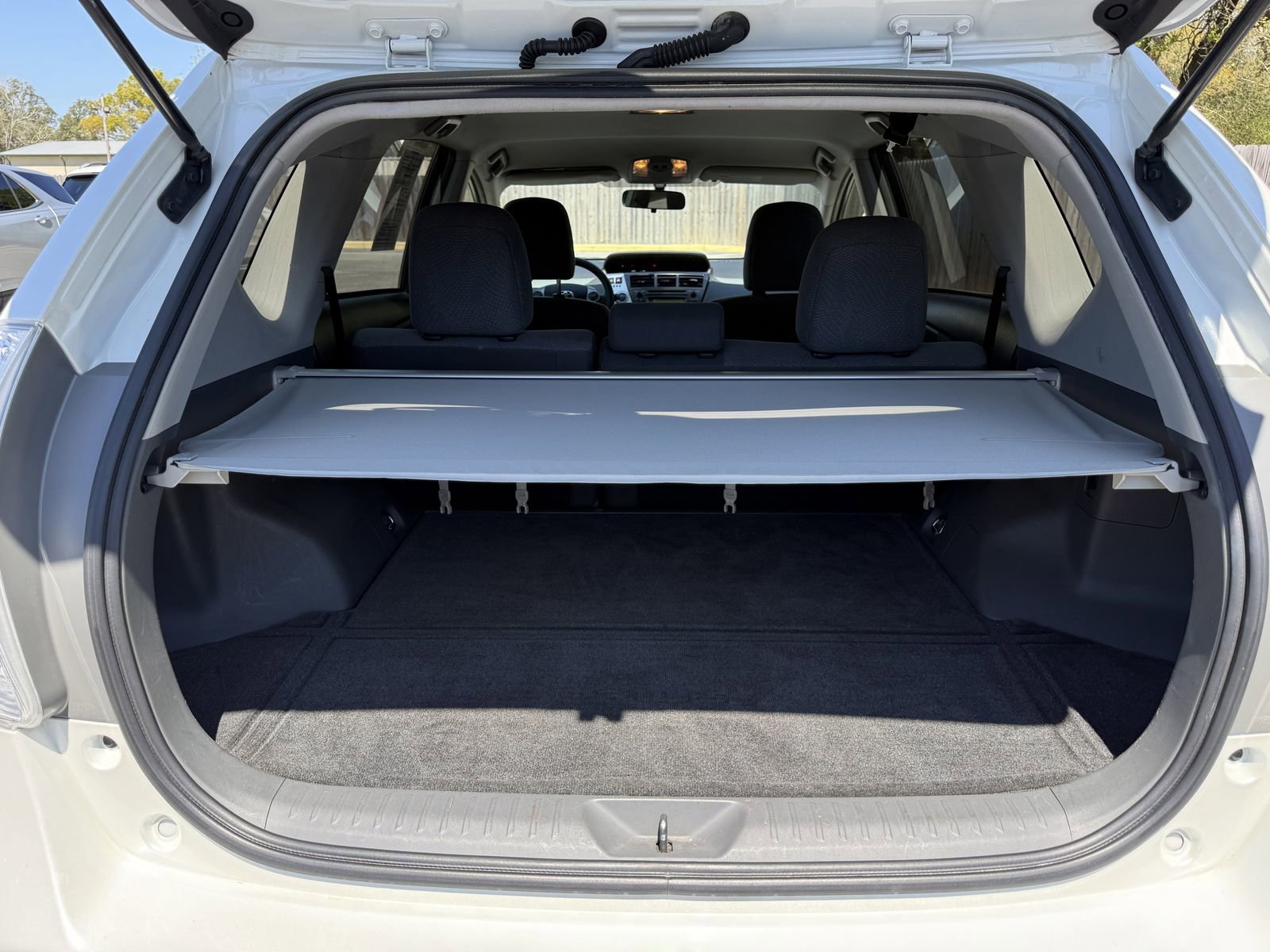 Used 2014 Toyota Prius V Three image 27