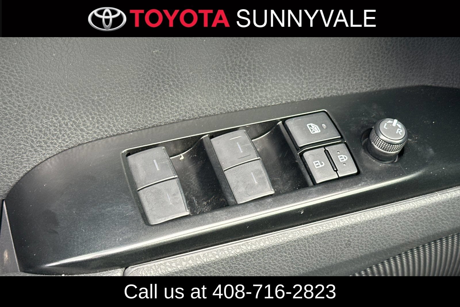 Used 2026 Toyota Camry XSE FWD image 17