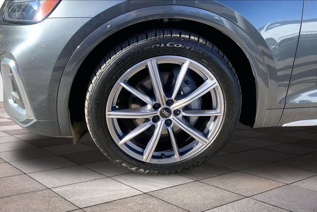 Used 2021 Audi Q5 e Premium Plus w/ Premium Plus Package AWD/4WD image 9