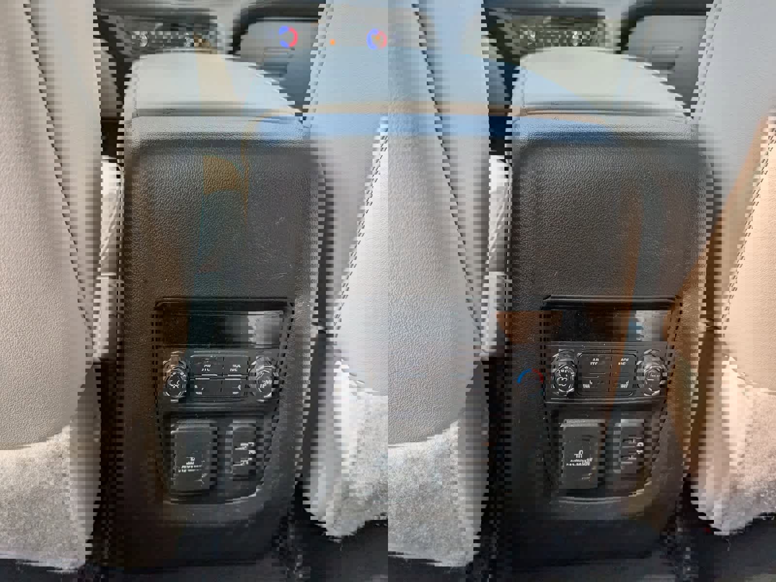 Certified 2024 Buick Enclave Avenir w/ Avenir Technology Package image 18