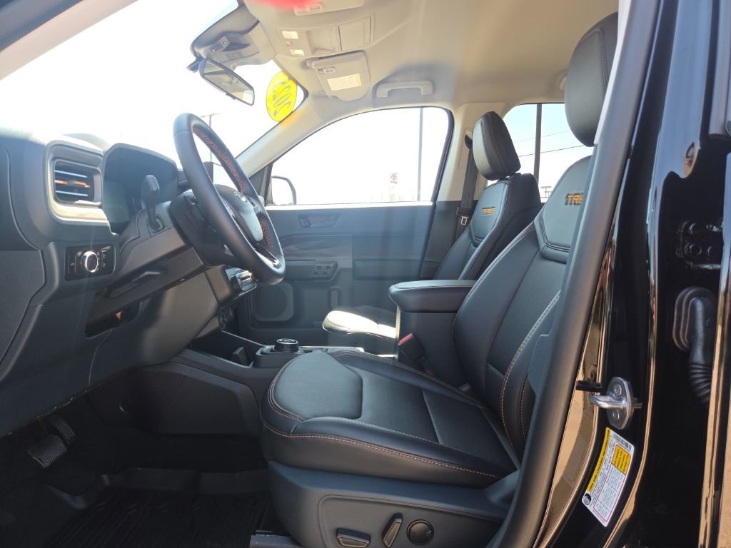 Used 2025 Ford Maverick Tremor image 13