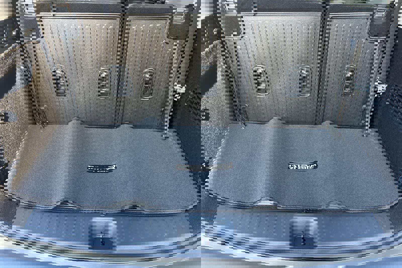 New 2026 Nissan Pathfinder Platinum image 19