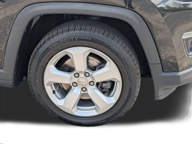 Used 2018 Jeep Compass Latitude w/ Popular Equipment Group FWD image 10