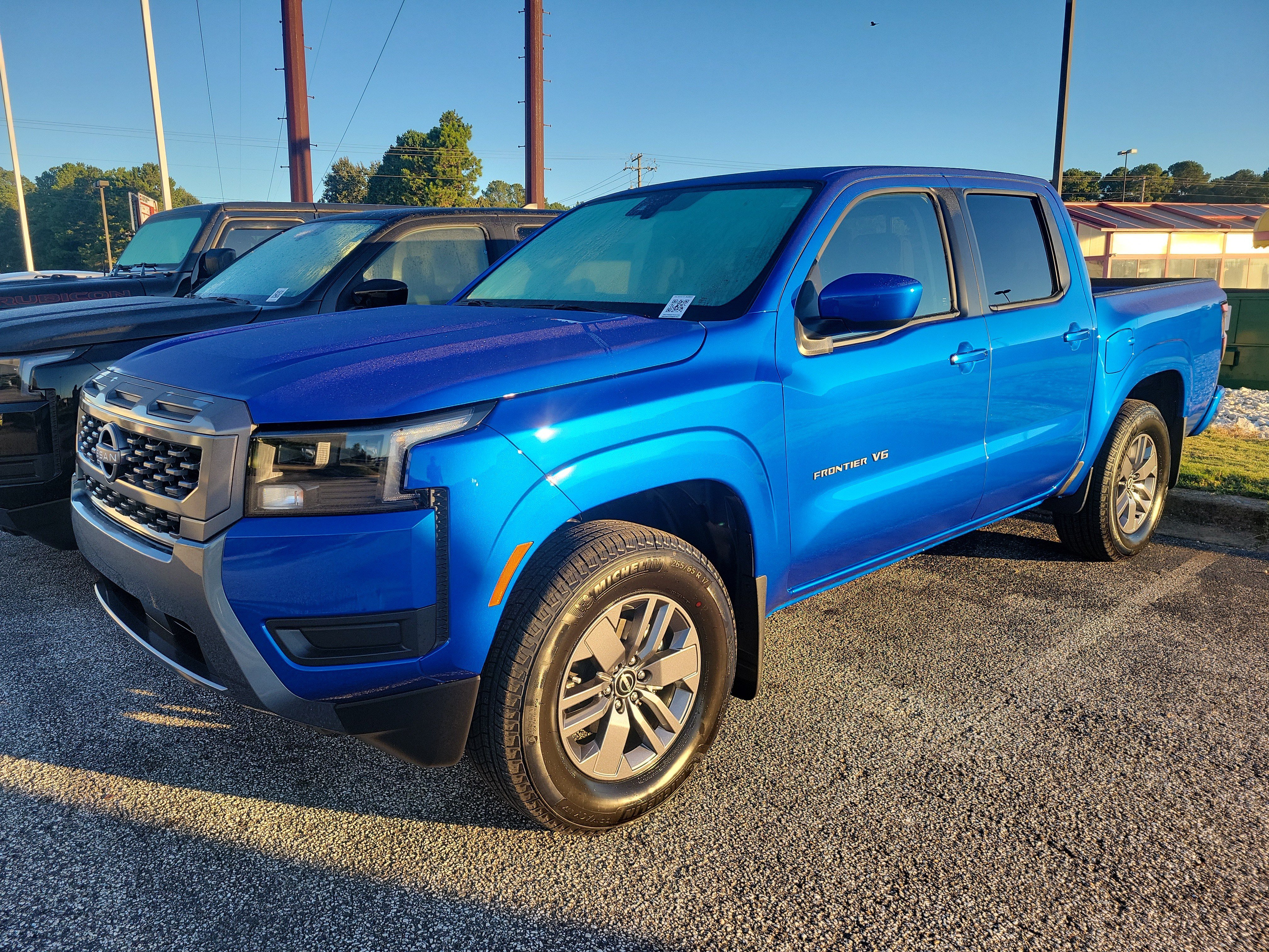 New 2027 Nissan Frontier SV RWD image 1
