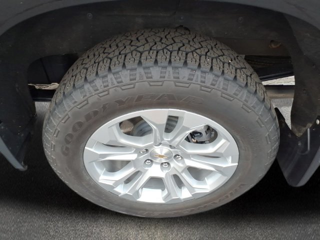 Used 2024 Chevrolet Silverado 1500 LTZ AWD/4WD image 20