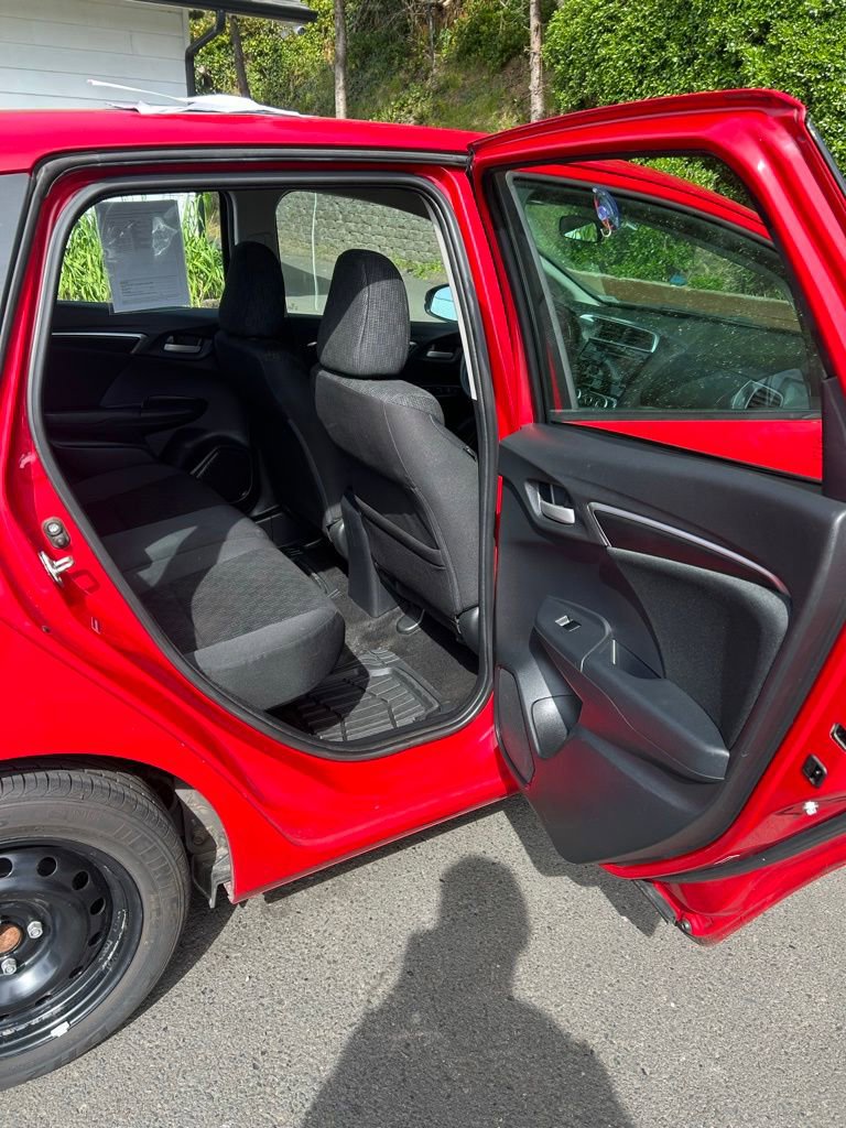 Used 2015 Honda Fit LX image 21