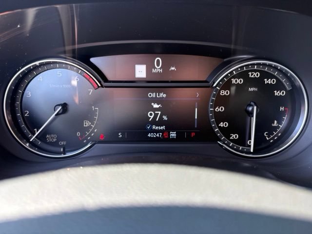 Certified 2023 Cadillac XT4 Premium Luxury w/ Enhanced Visibility Package AWD/4WD image 34
