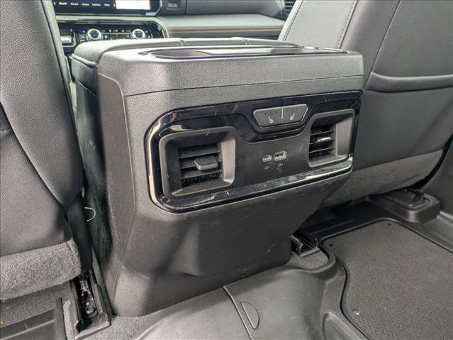 Used 2023 GMC Sierra 1500 AT4 w/ AT4 Preferred Package AWD/4WD image 17