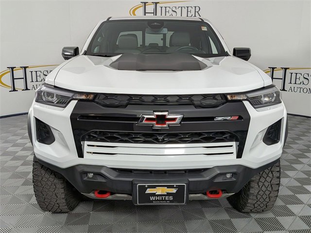 Used 2024 Chevrolet Colorado ZR2 w/ ZR2 Convenience Package III image 2