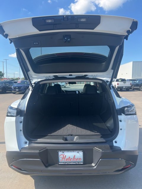 New 2025 Nissan Murano SL image 6