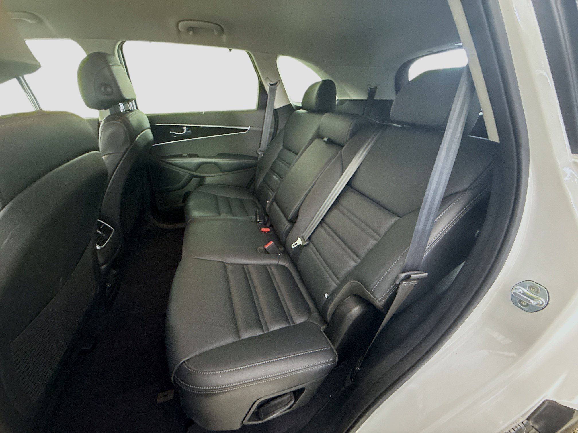 Used 2017 Kia Sorento EX image 25