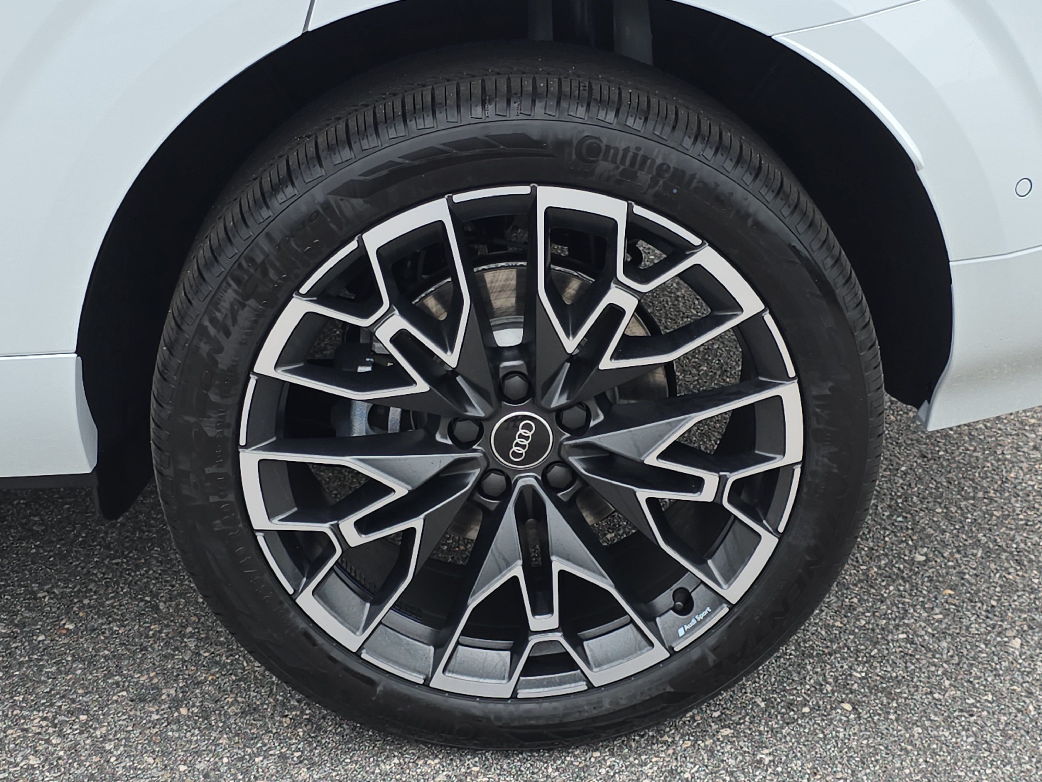 New 2026 Audi Q3 quattro 2.0T AWD/4WD image 34
