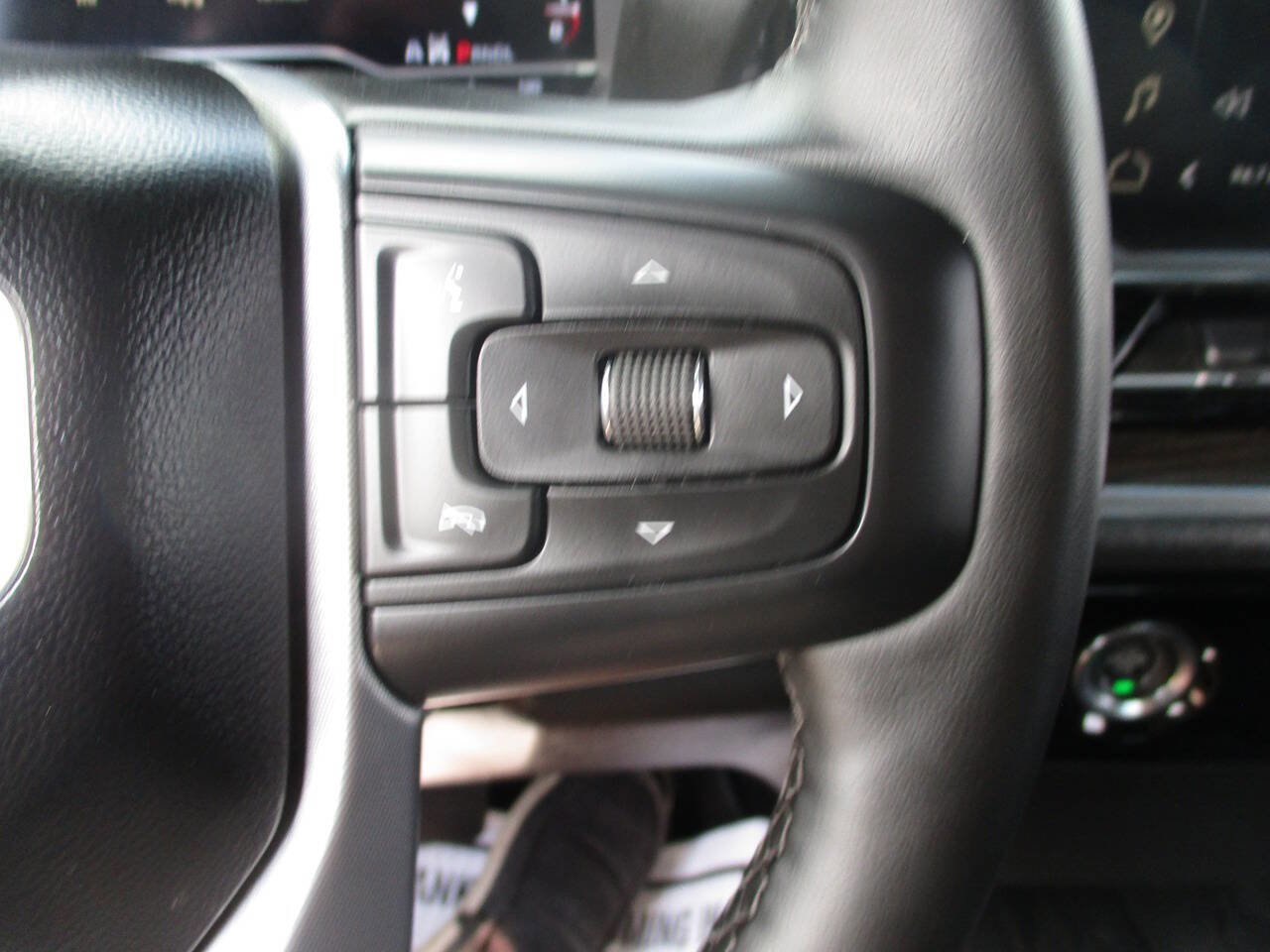 Used 2023 GMC Sierra 1500 Elevation image 23