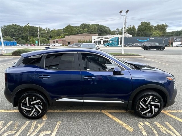 Certified 2025 Nissan Kicks SV image 9