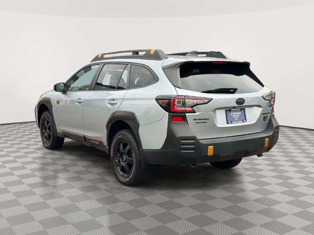 Used 2025 Subaru Outback Wilderness w/ Wilderness Package AWD/4WD image 6