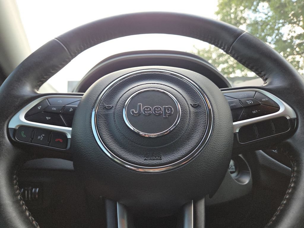 Used 2018 Jeep Compass Latitude AWD/4WD image 22
