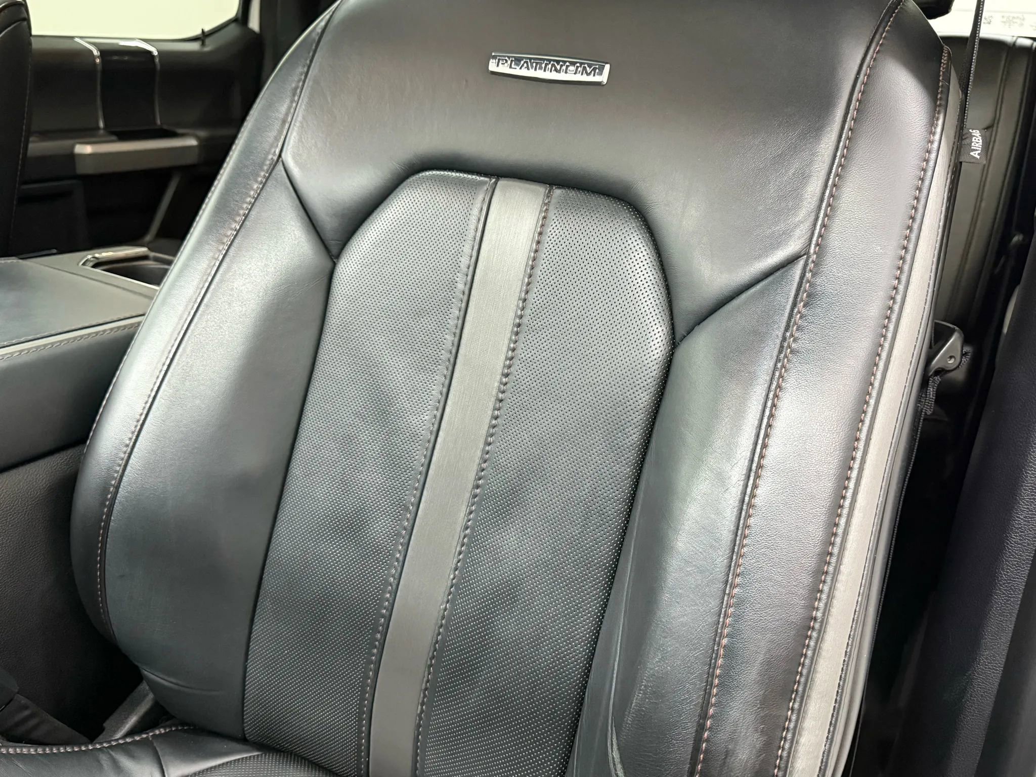 Used 2021 Ford F250 Platinum image 29