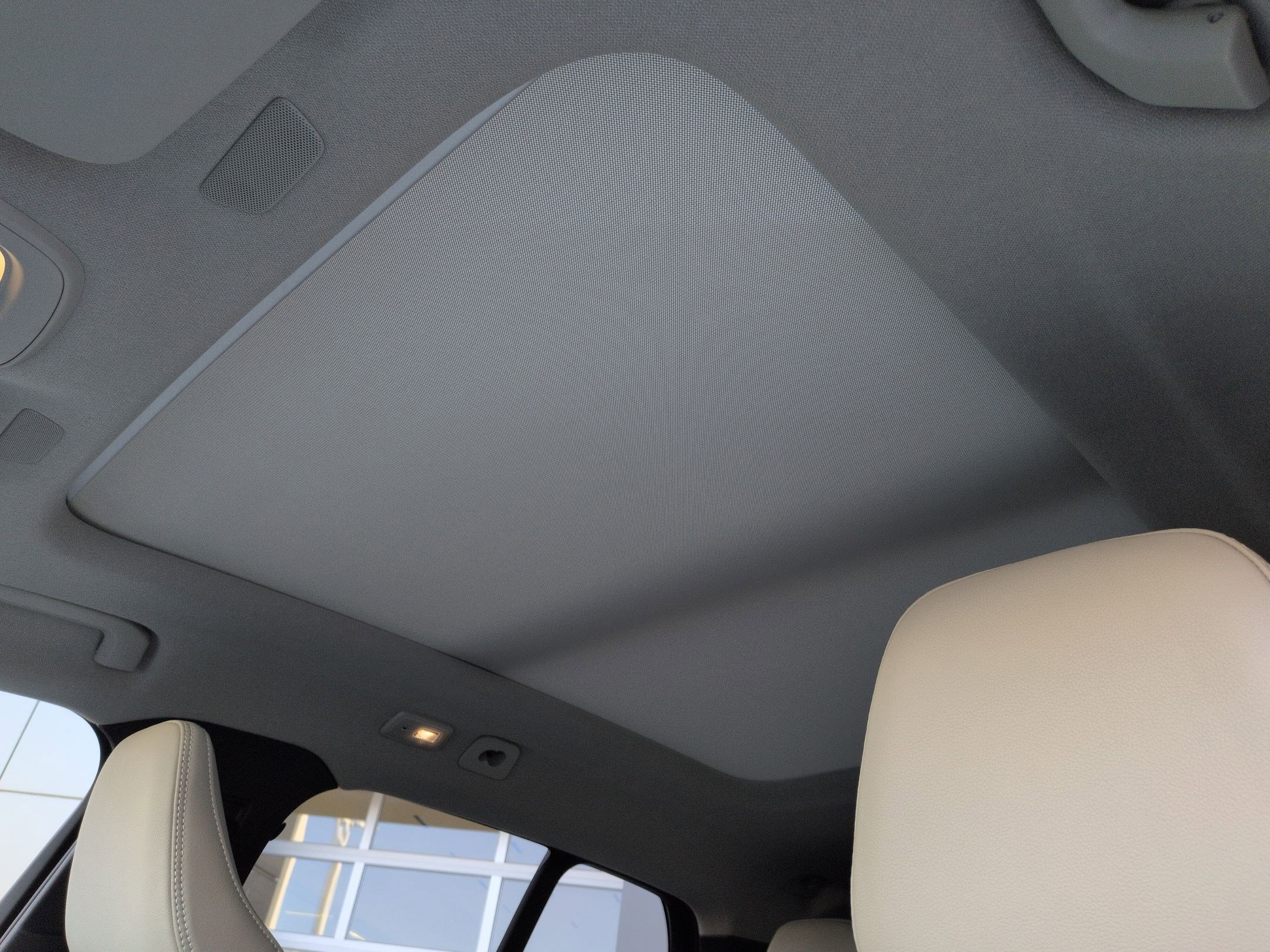 New 2026 Volvo XC40 B5 Plus w/ Climate Package image 14