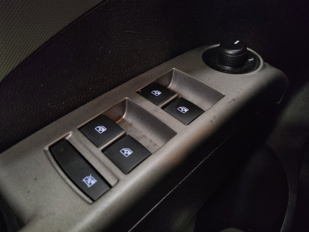 Used 2020 Chevrolet Sonic Premier image 27