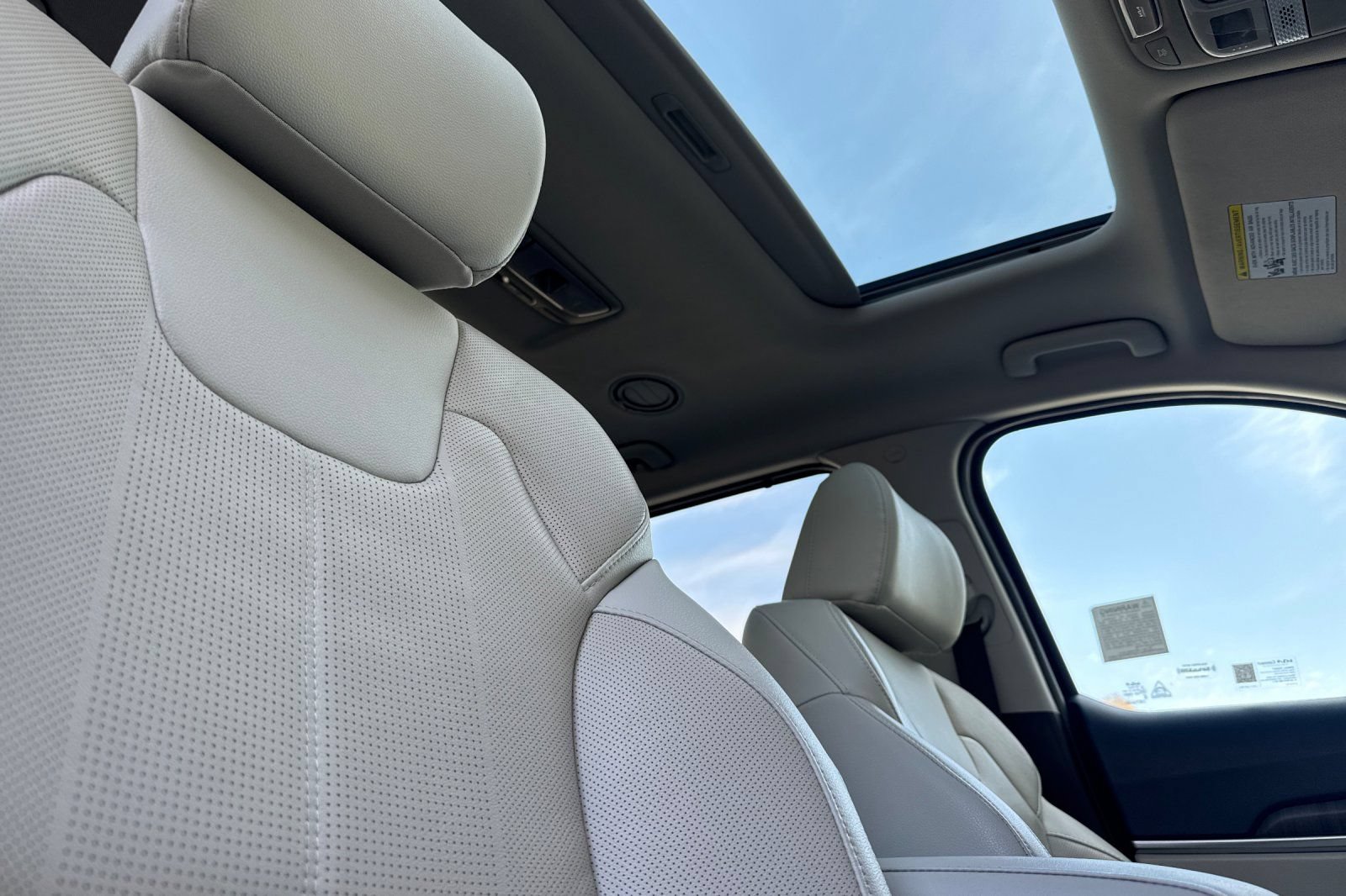 Used 2023 Kia Telluride SX FWD image 18