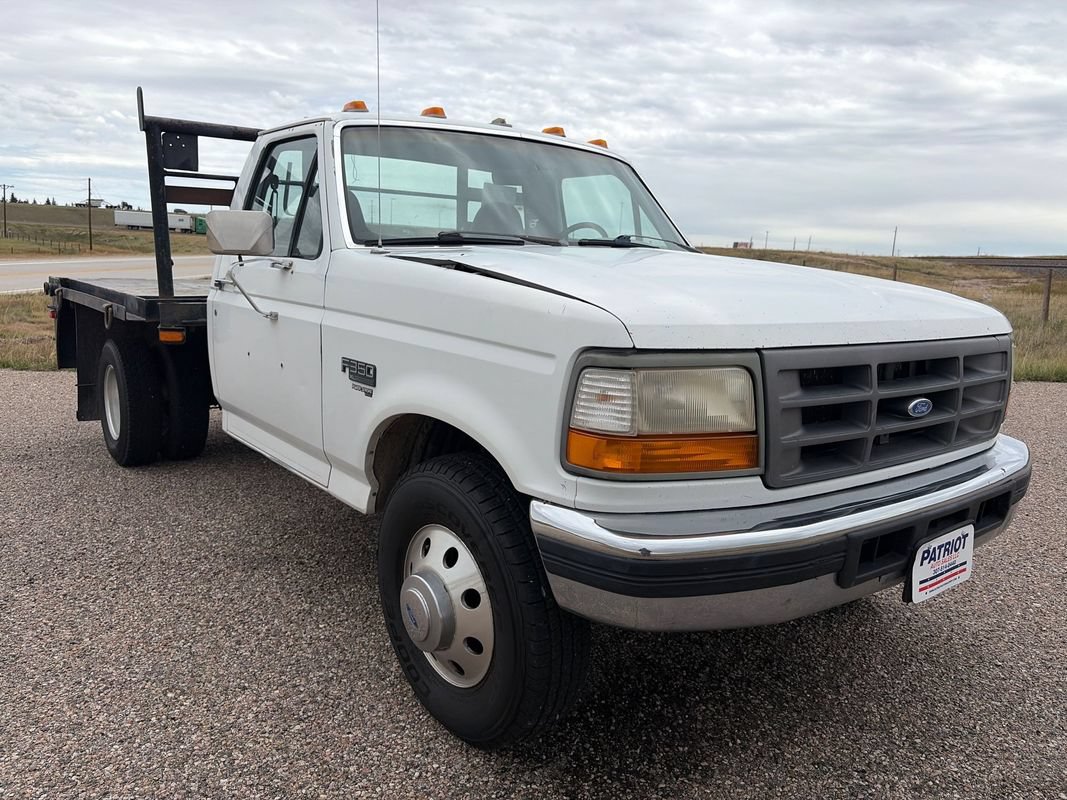 Used 1997 Ford F350 2WD Regular Cab image 7