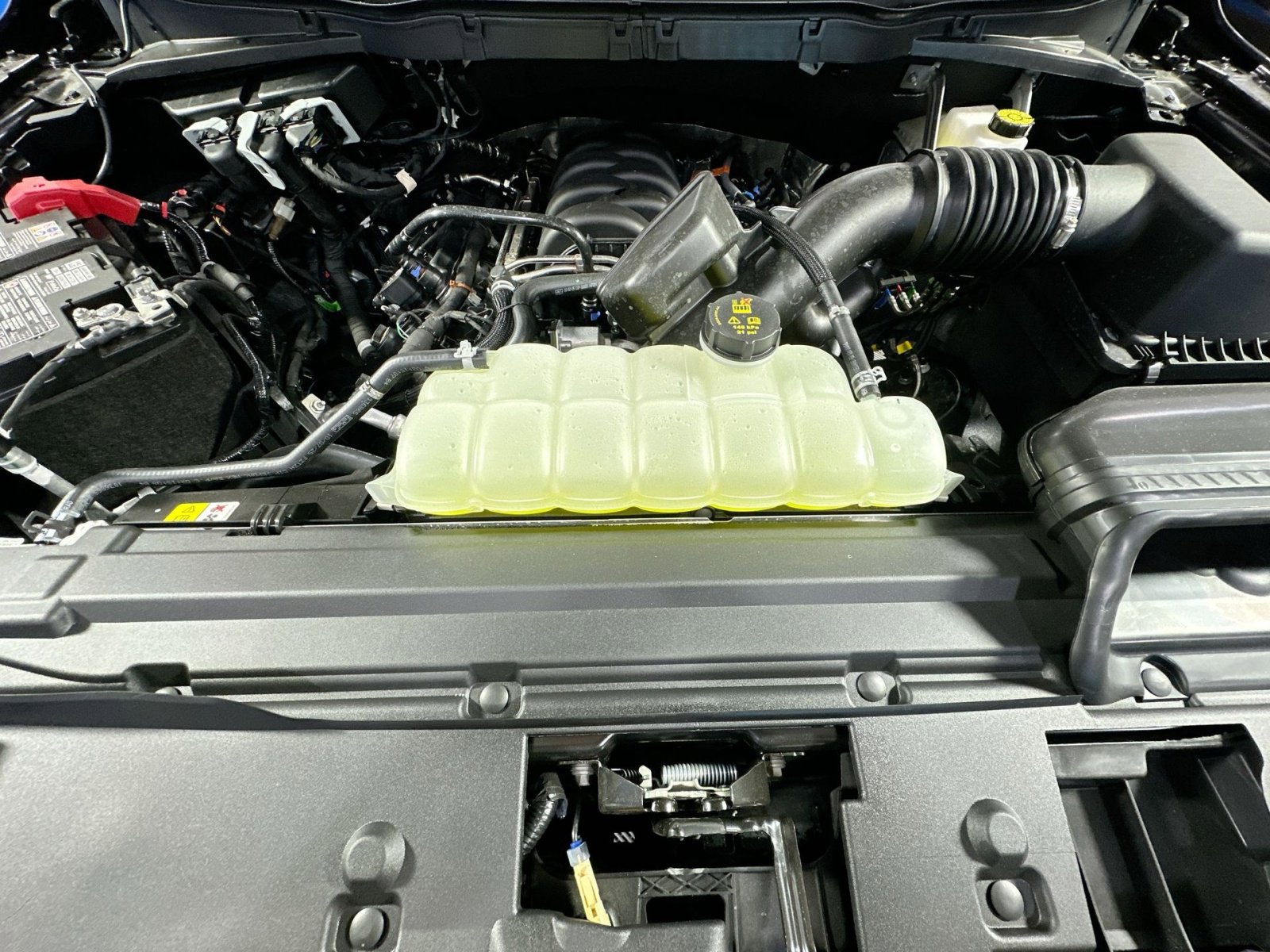 New 2026 Ford F150 XLT w/ Equipment Group 302A MID image 31