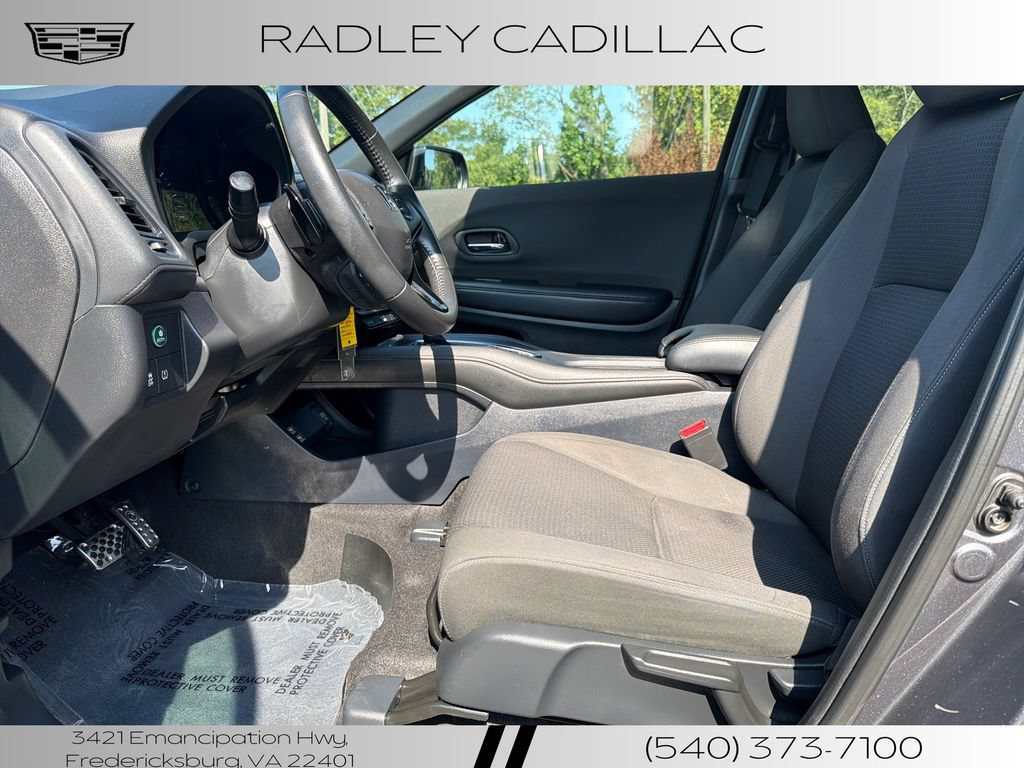 Used 2019 Honda HR-V Sport image 3