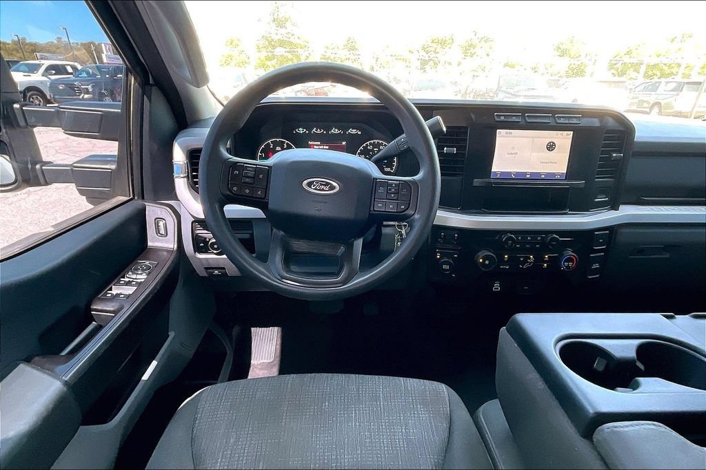 Used 2024 Ford F350 XLT w/ 360-Degree Camera Package AWD/4WD image 6