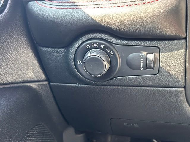 Used 2024 Dodge Durango GT w/ Blacktop Package RWD image 17