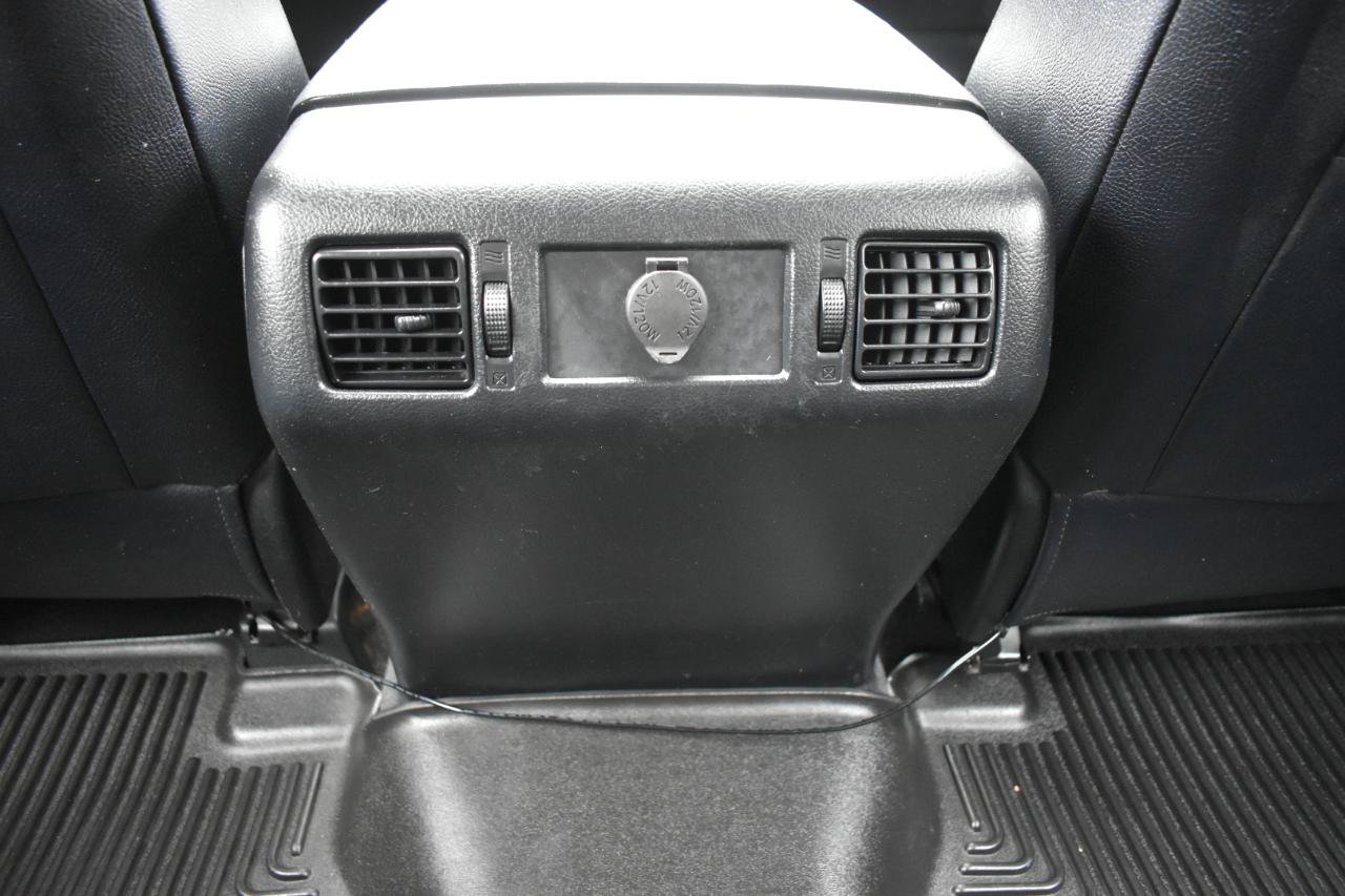 Used 2012 Toyota Tundra Limited w/ Platinum Pkg AWD/4WD image 42