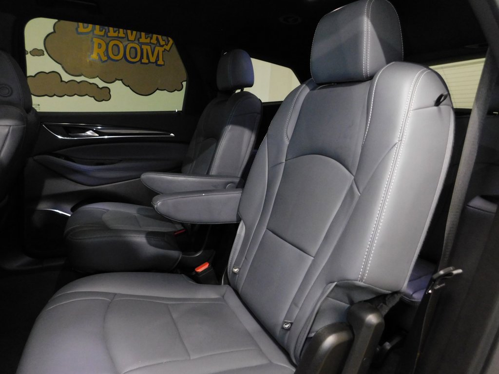 Used 2024 Buick Enclave Essence image 76