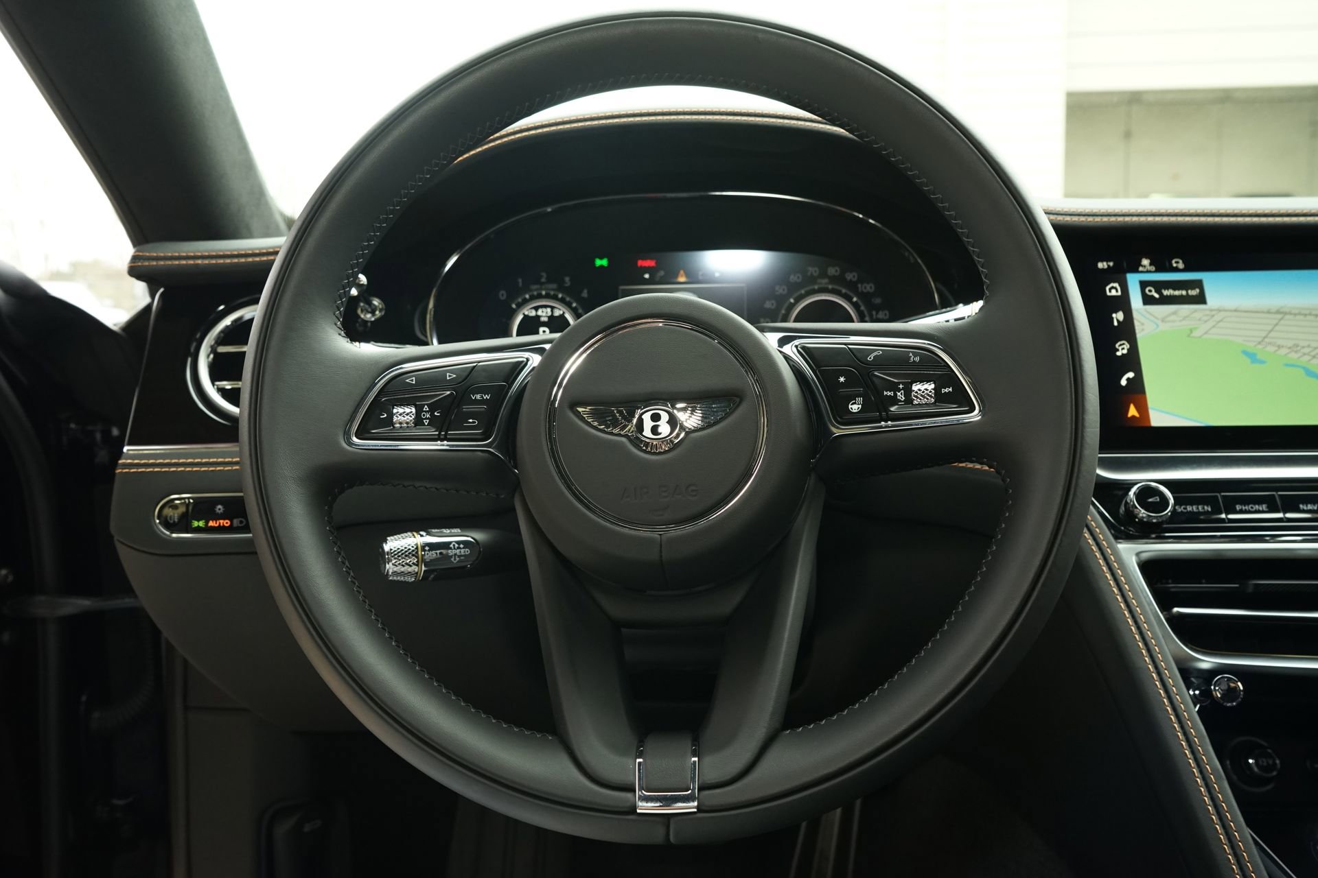 Used 2026 Bentley Flying Spur Azure image 12