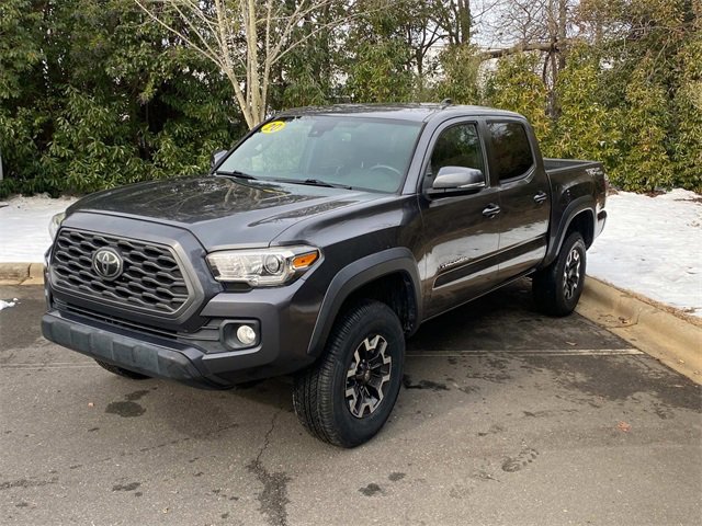 Used 2020 Toyota Tacoma TRD Off-Road w/ Technology Package image 3