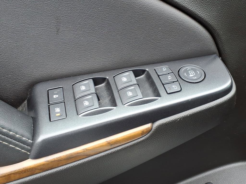 Used 2019 GMC Yukon XL Denali image 5