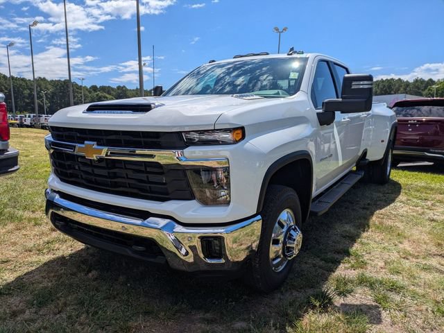 New 2026 Chevrolet Silverado 3500 LT w/ All Star Edition AWD/4WD image 5