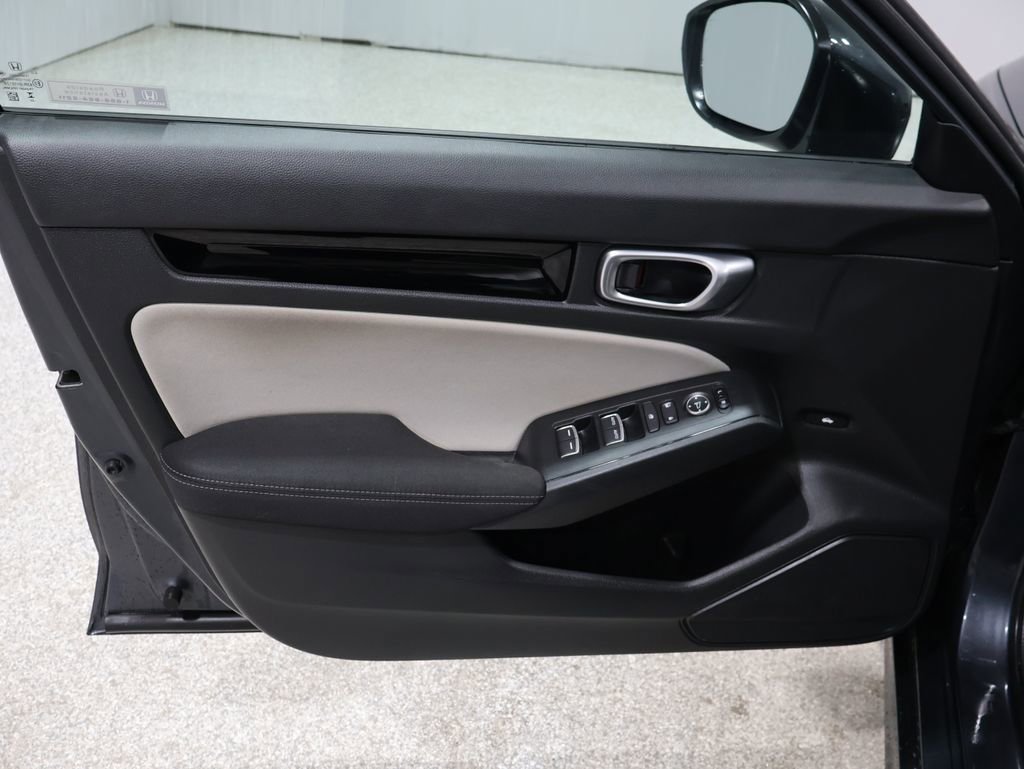 Used 2023 Honda Civic EX image 13
