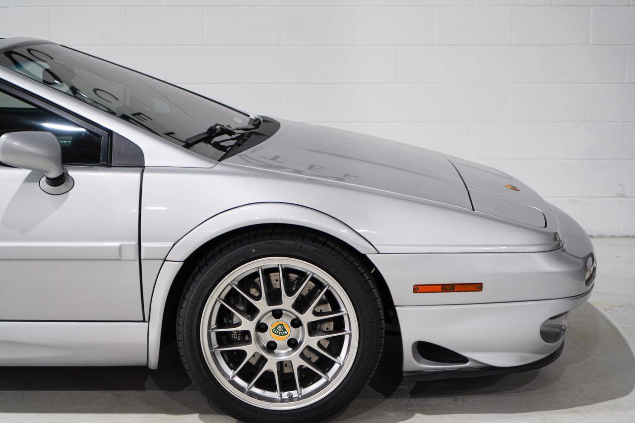 Used 2002 Lotus Esprit image 29