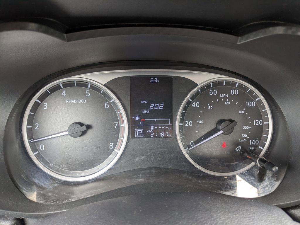 Used 2023 Nissan Versa S image 19