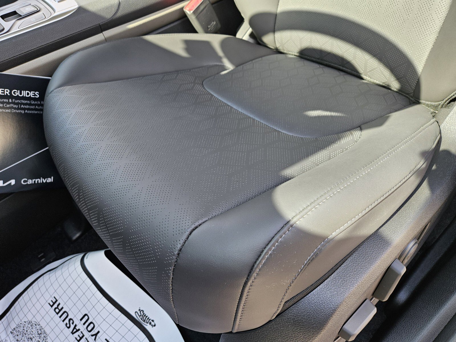 New 2026 Kia Carnival image 8