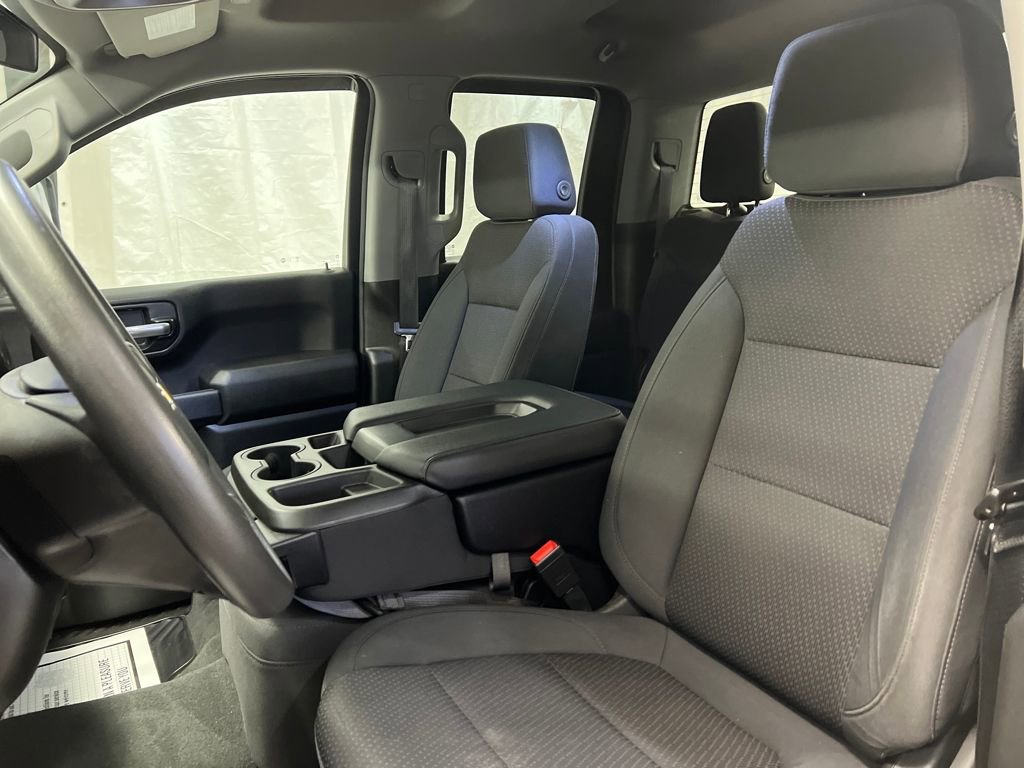Used 2021 Chevrolet Silverado 1500 Custom w/ LPO, Dark Essentials Package AWD/4WD image 19