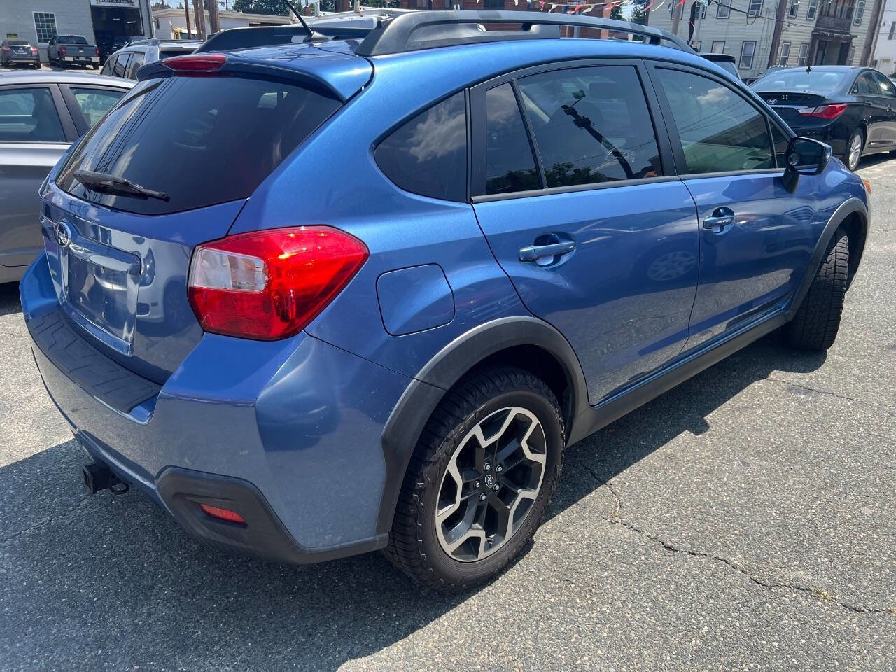 Used 2017 Subaru Crosstrek 2.0i Premium image 8