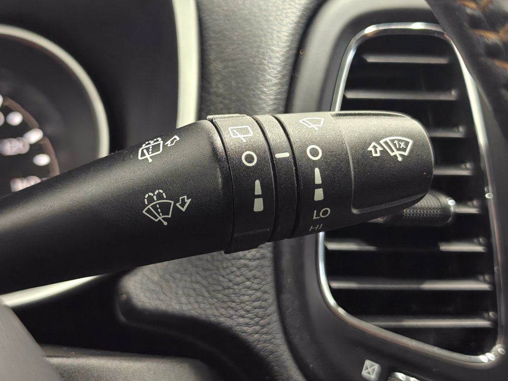 Used 2019 Jeep Compass Latitude AWD/4WD image 41