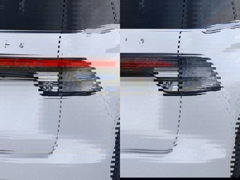 New 2026 Lincoln Aviator Reserve AWD/4WD image 21