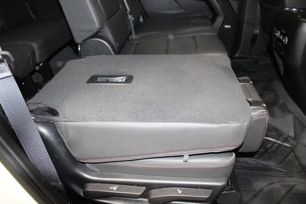 Used 2023 Chevrolet Tahoe RST image 33