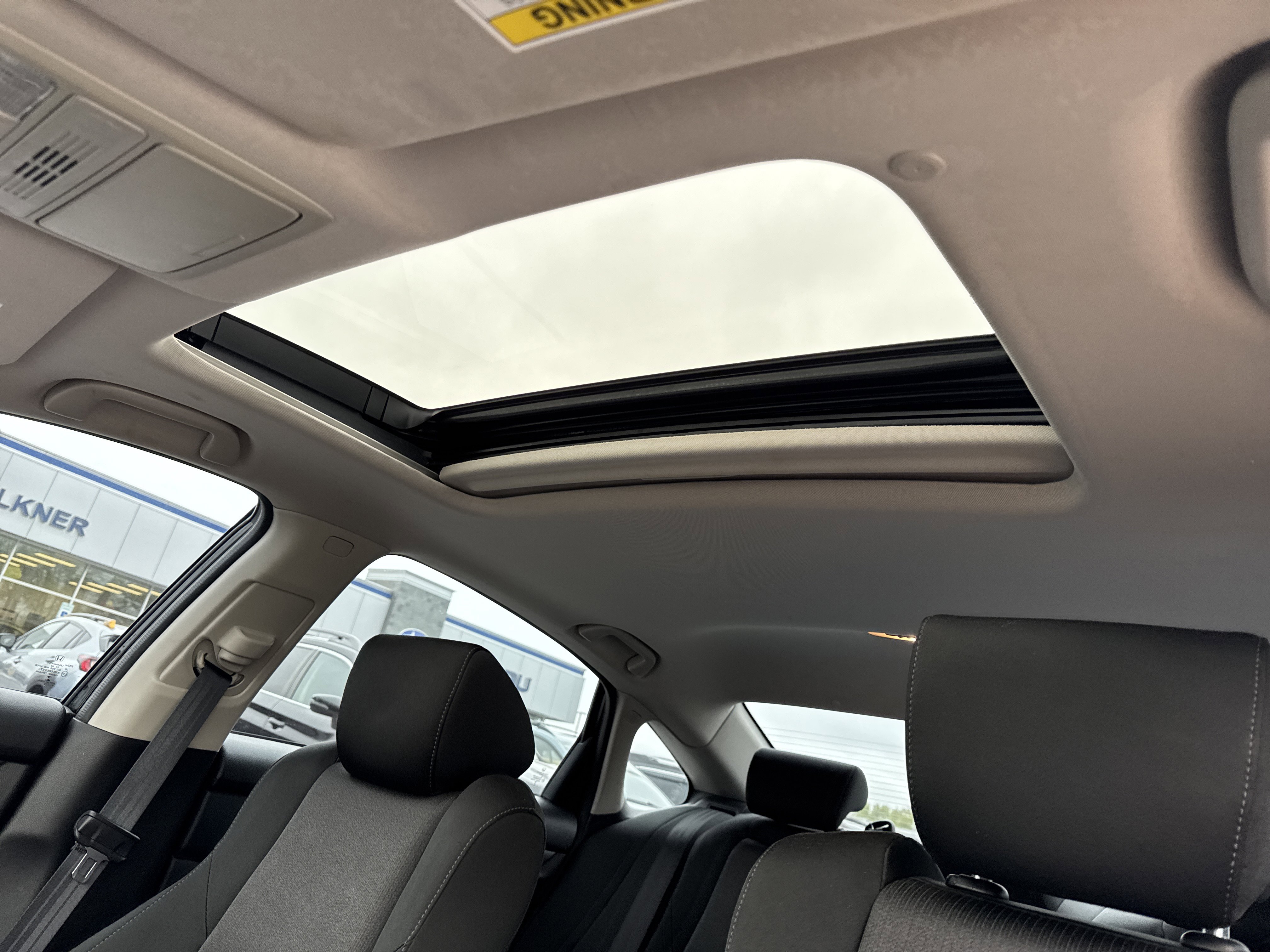 Used 2018 Honda Accord EX image 16