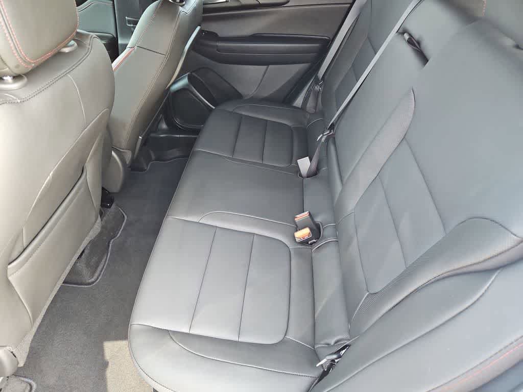 Used 2025 Chevrolet TrailBlazer RS w/ Convenience Package FWD image 20